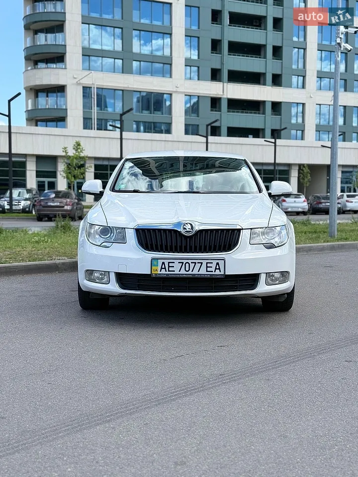 2013 Skoda Superb - мініатюра 28