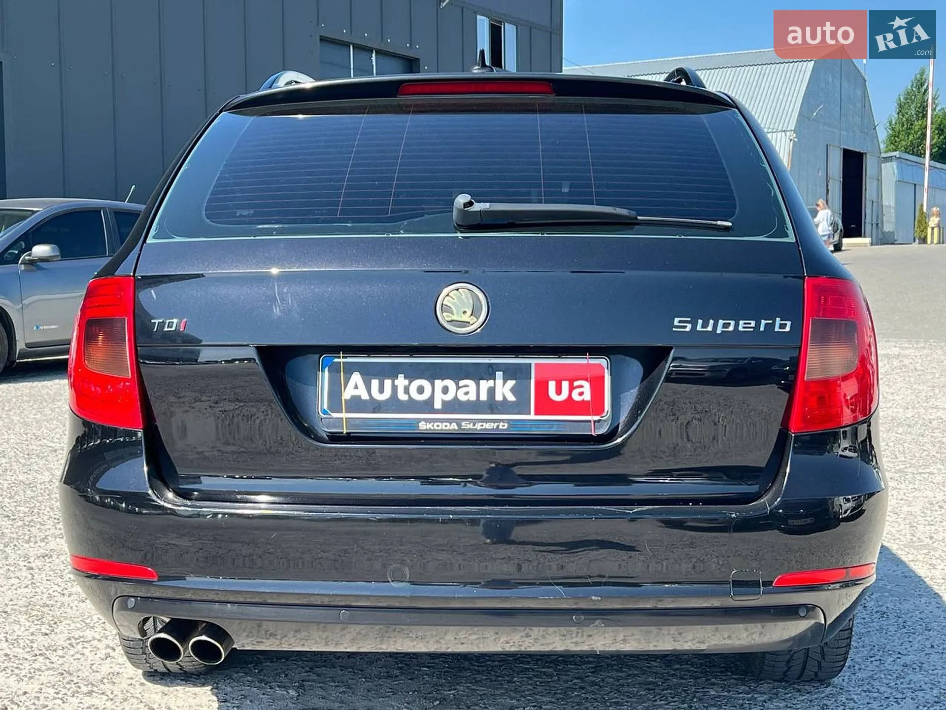 2010 Skoda Superb - мініатюра 6