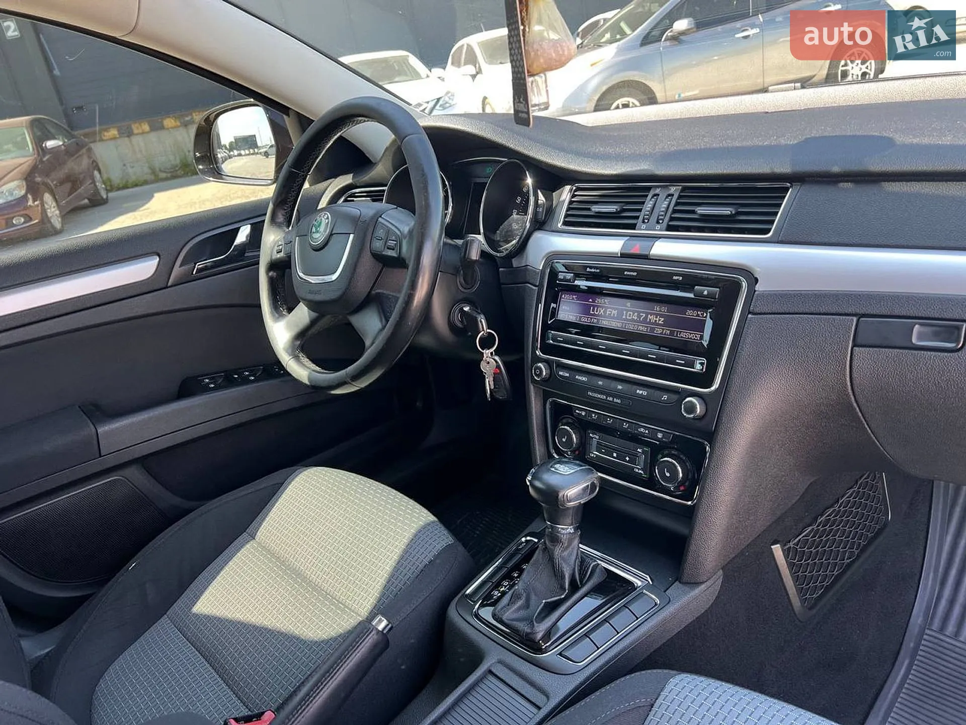 2010 Skoda Superb - мініатюра 43