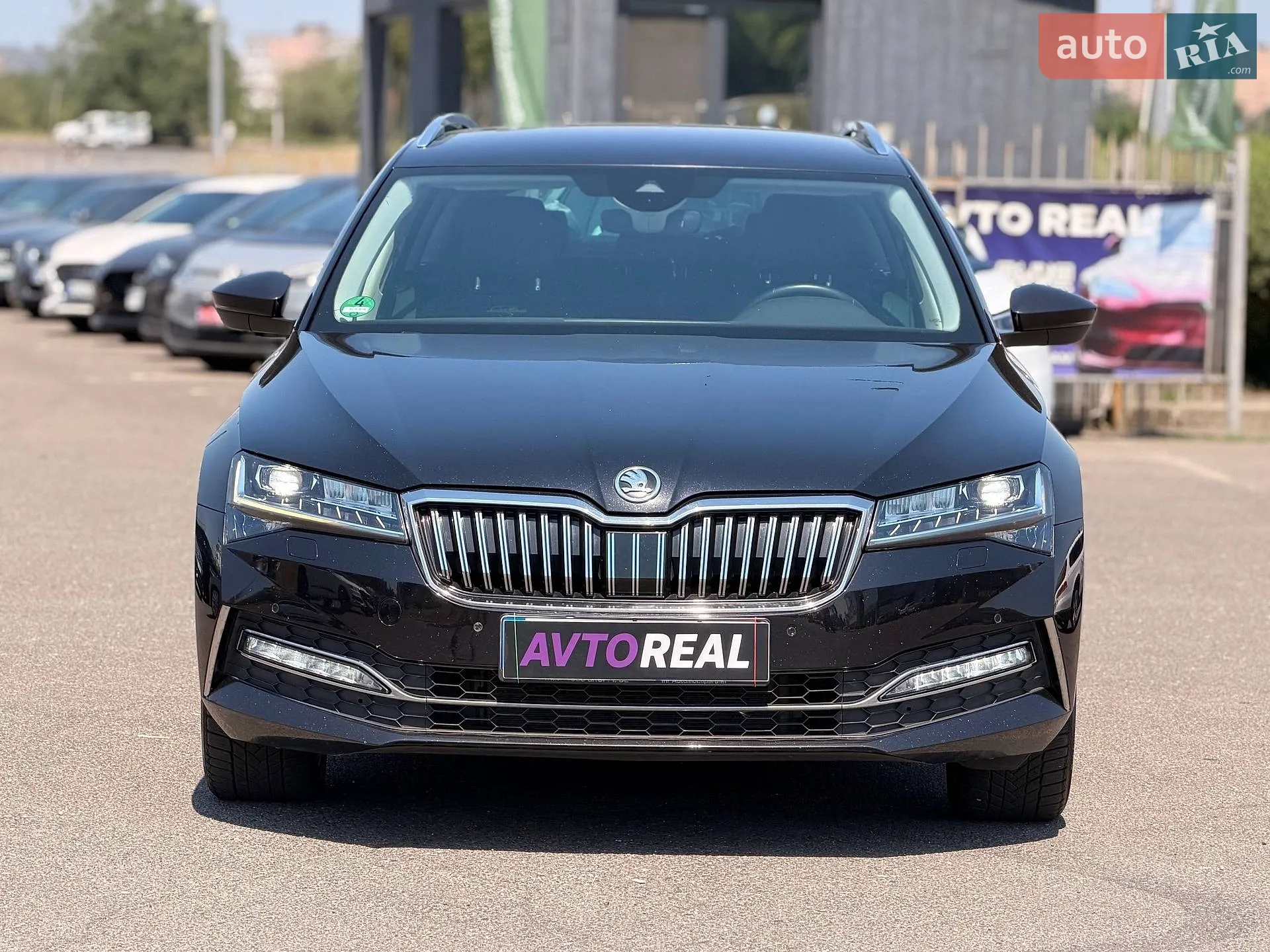 2019 Skoda Superb - мініатюра 11