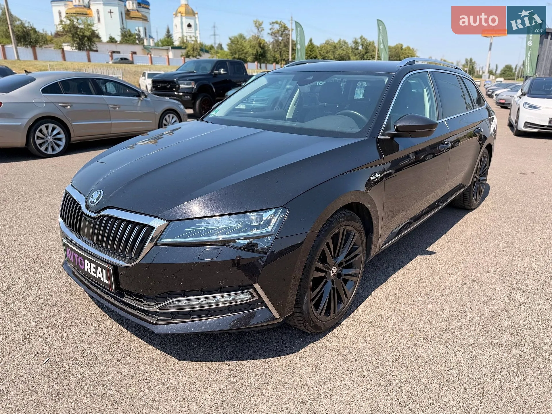 2019 Skoda Superb - мініатюра 16