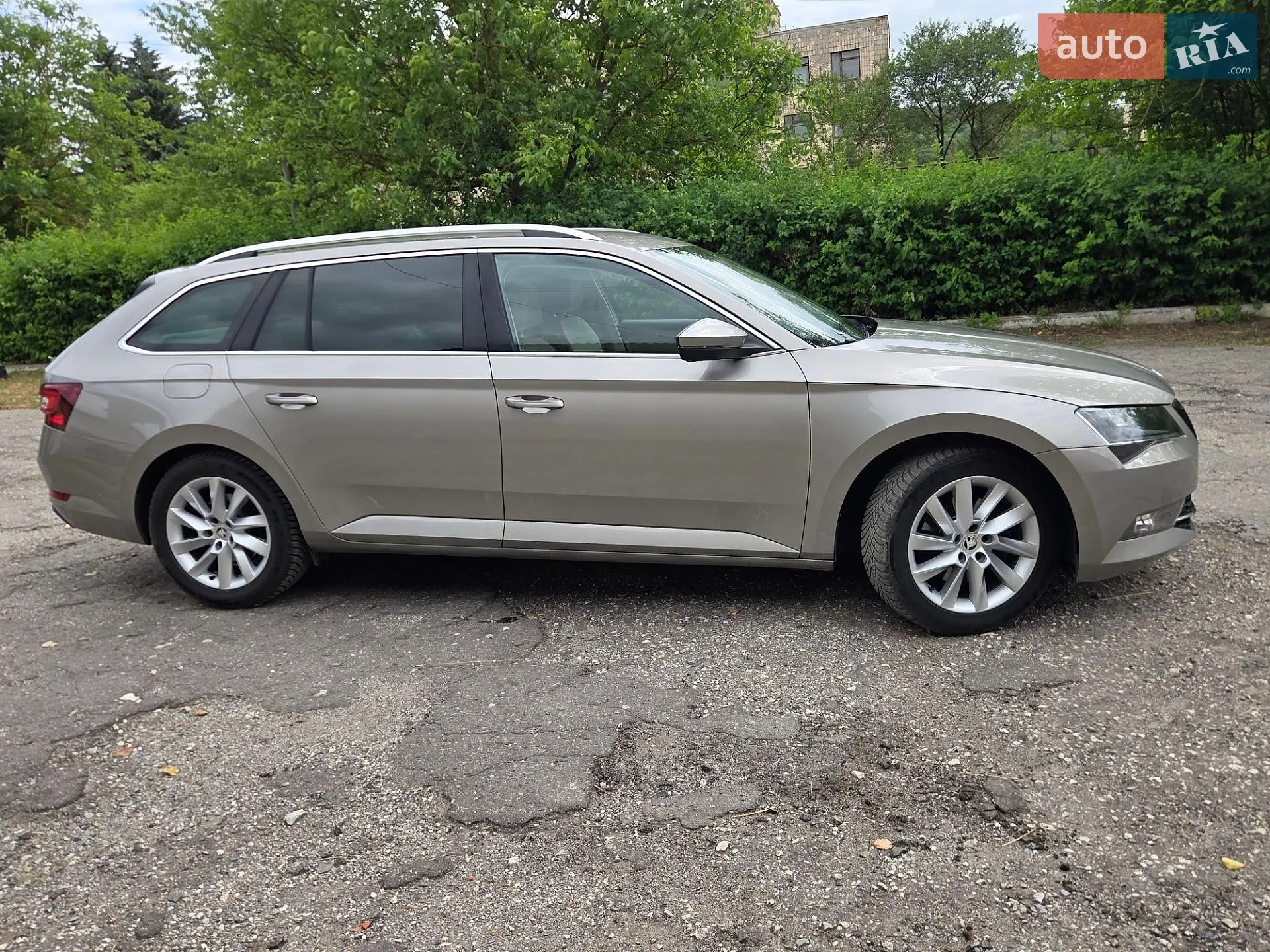 2016 Skoda Superb - мініатюра 62