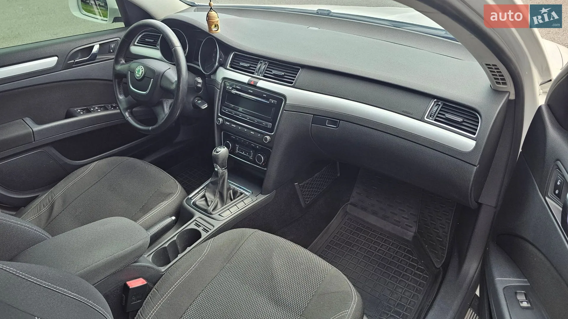 2013 Skoda Superb - мініатюра 21