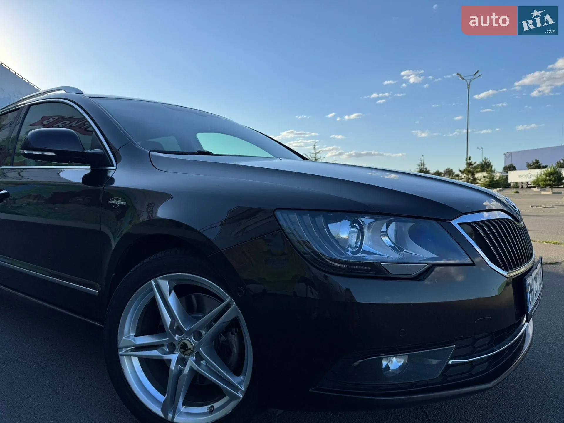 2013 Skoda Superb - мініатюра 2