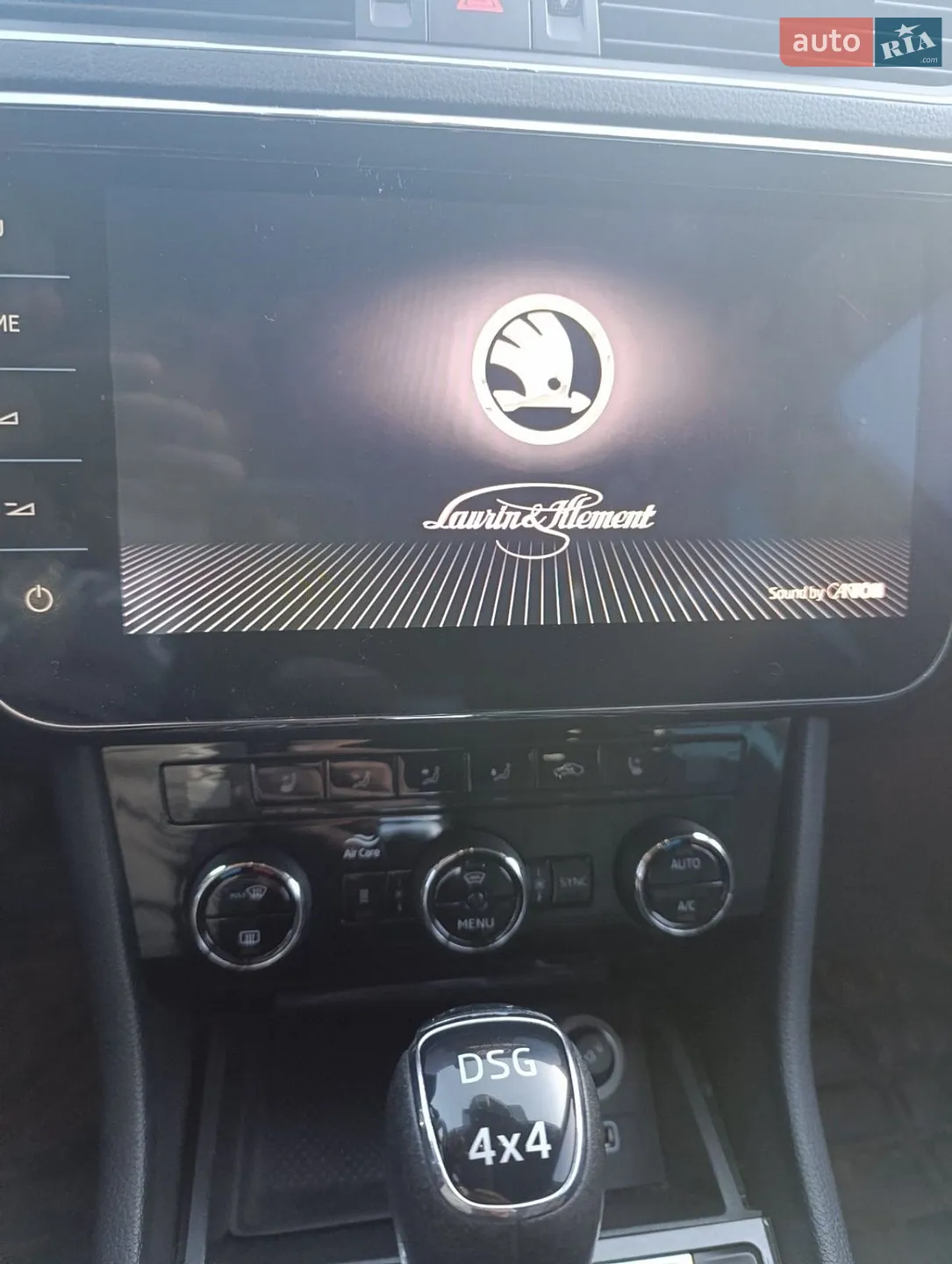 2018 Skoda Superb - мініатюра 2