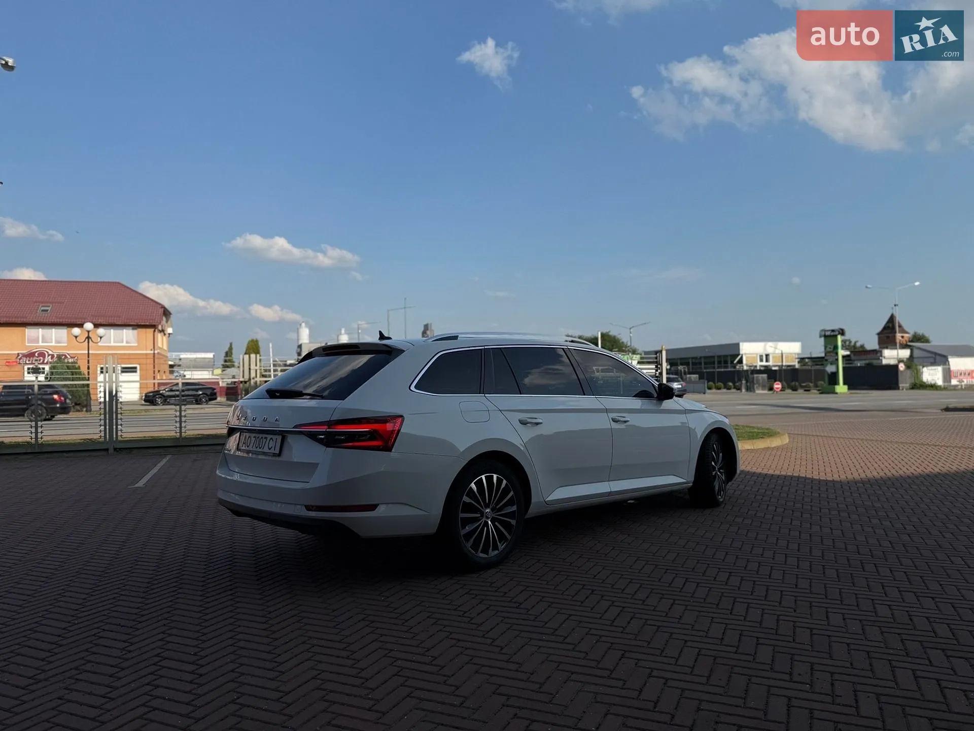 2020 Skoda Superb - мініатюра 9