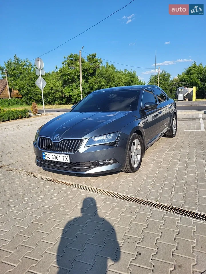 2015 Skoda Superb - мініатюра 8