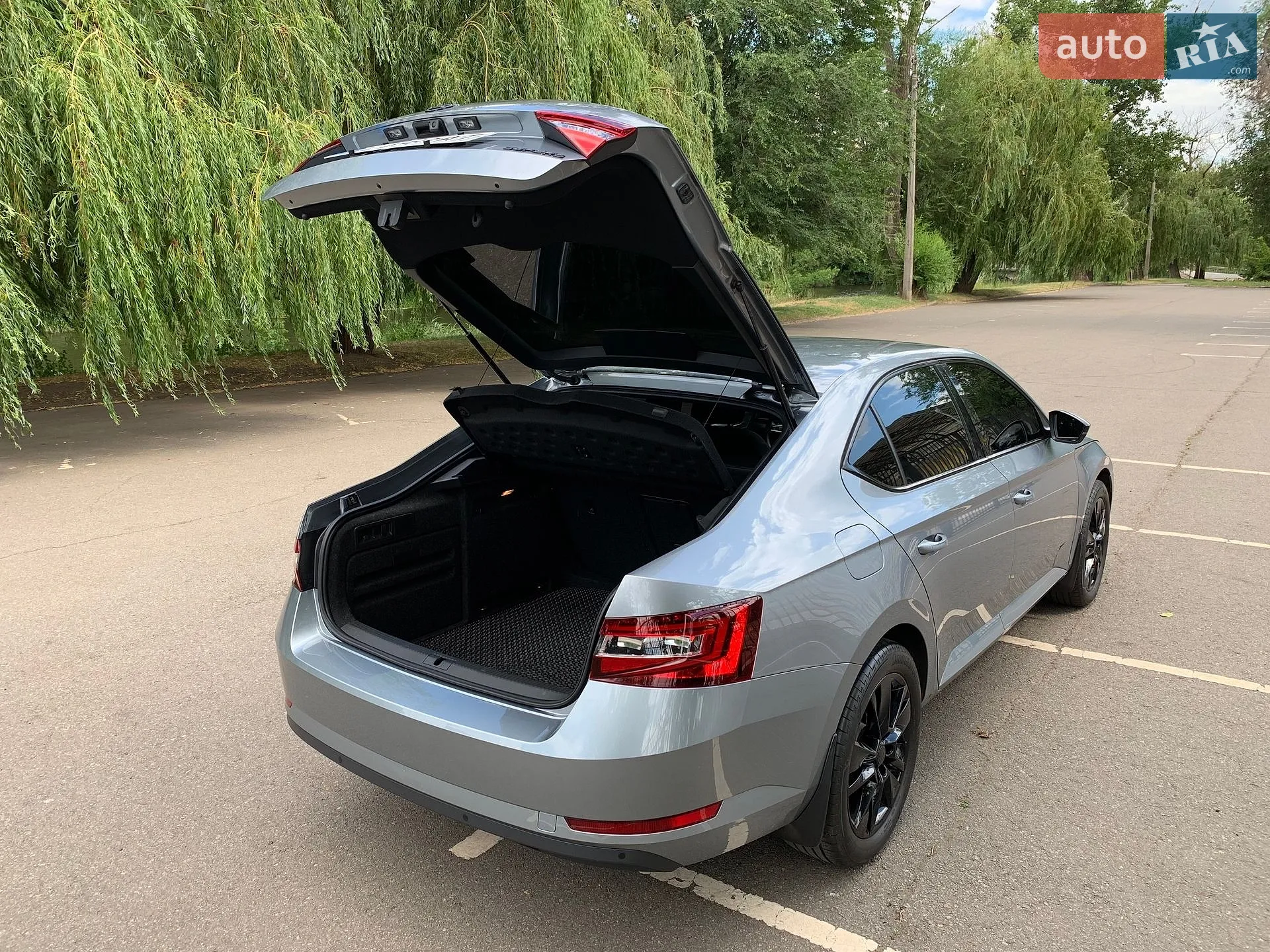 2019 Skoda Superb - мініатюра 42