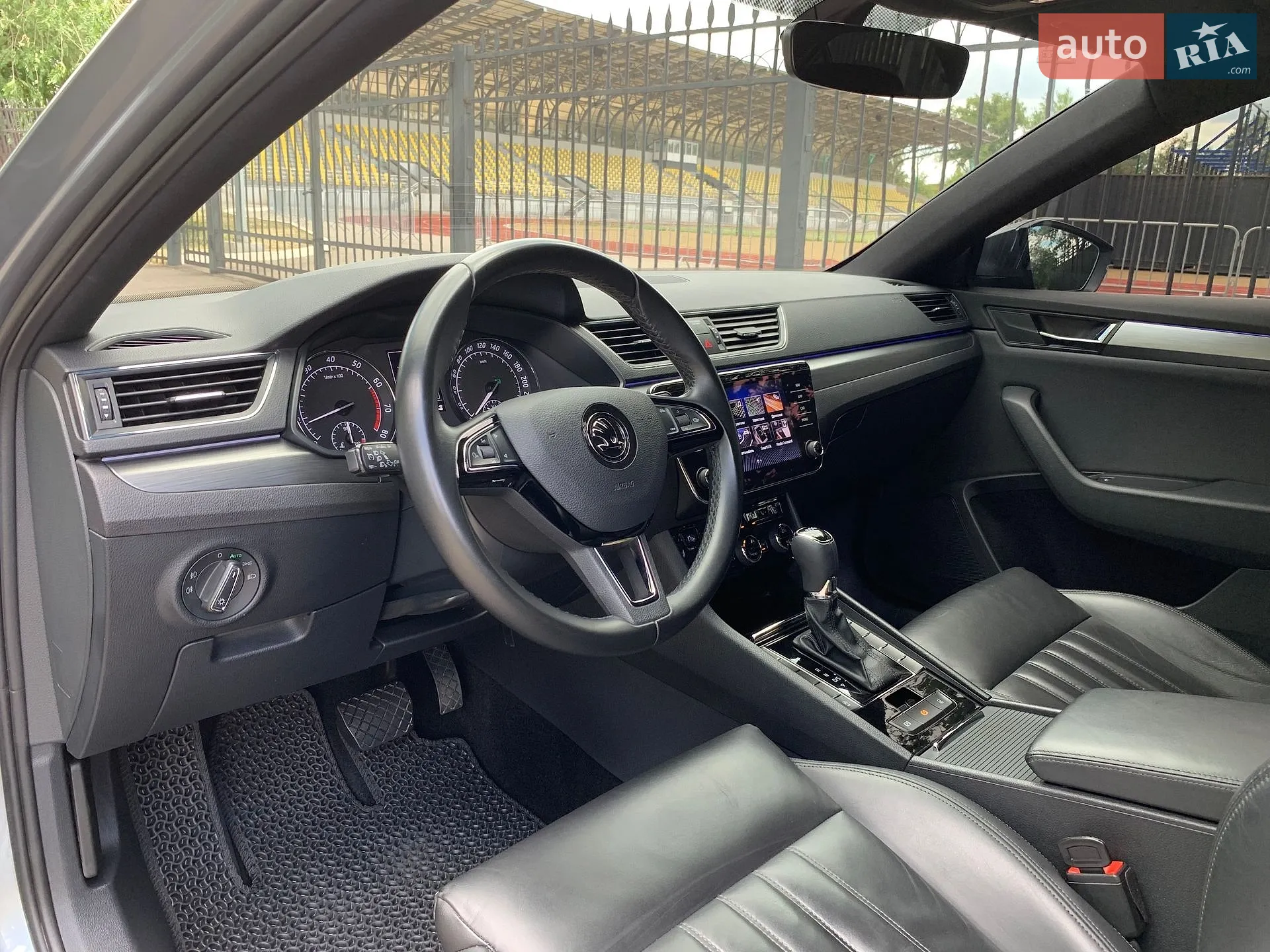 2019 Skoda Superb - мініатюра 18
