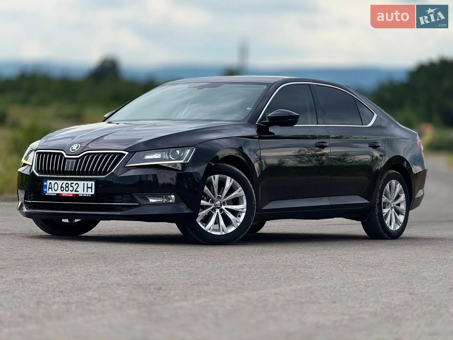 2019 Skoda Superb - мініатюра 8