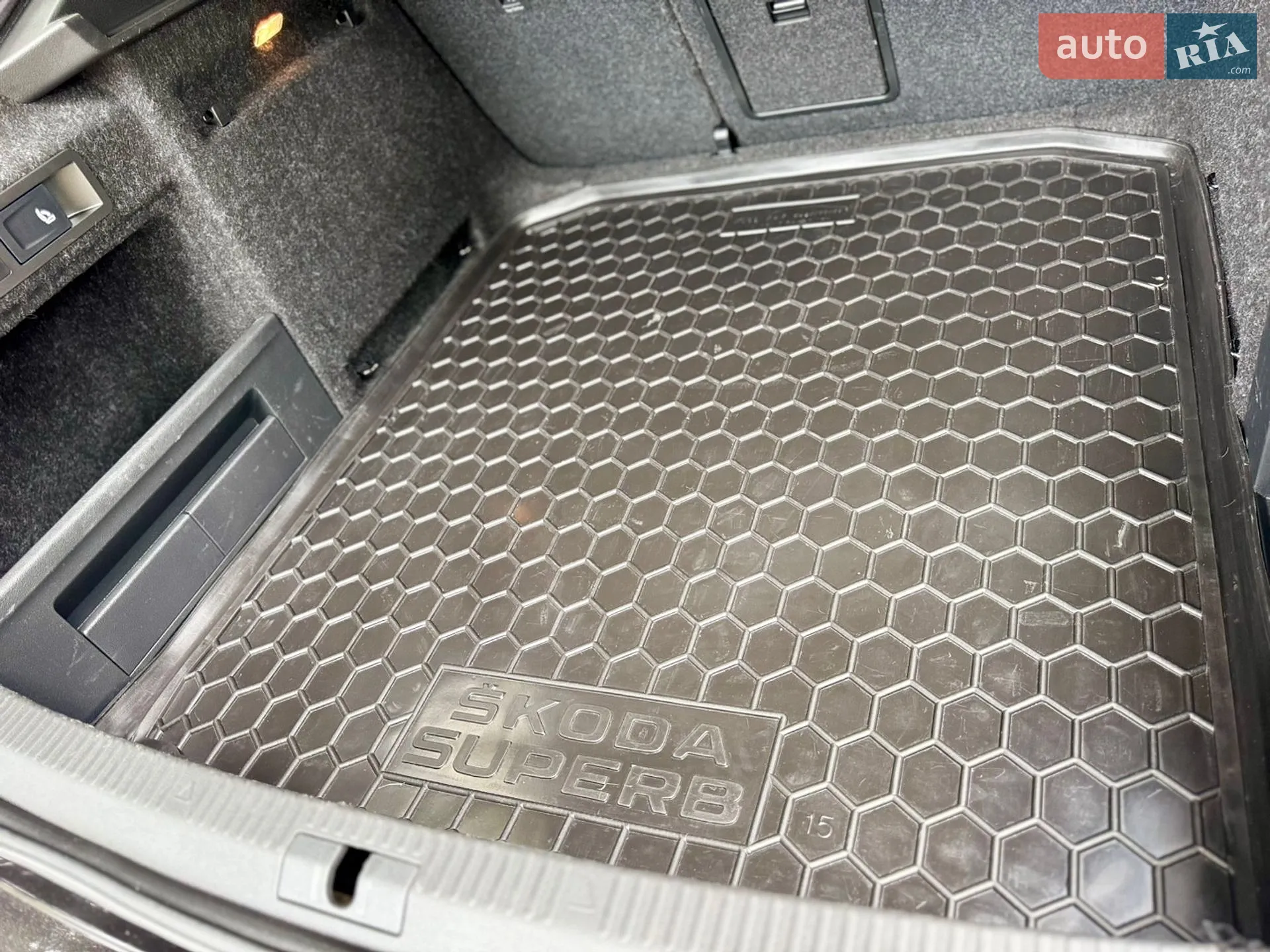 2019 Skoda Superb - мініатюра 64