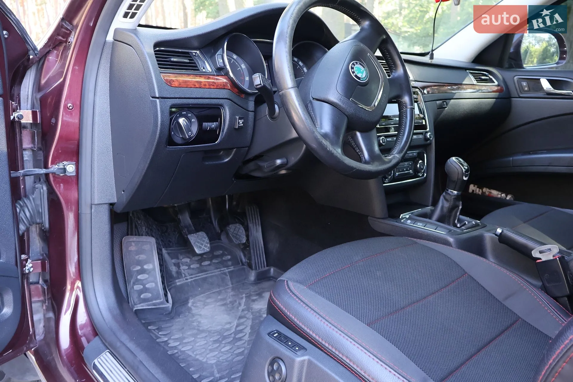 2012 Skoda Superb - мініатюра 11