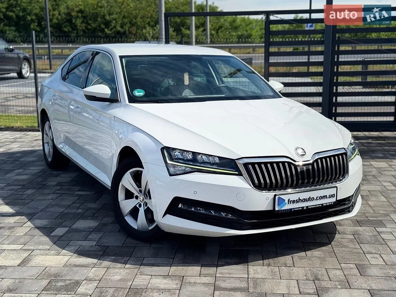 2022 Skoda Superb - мініатюра 43