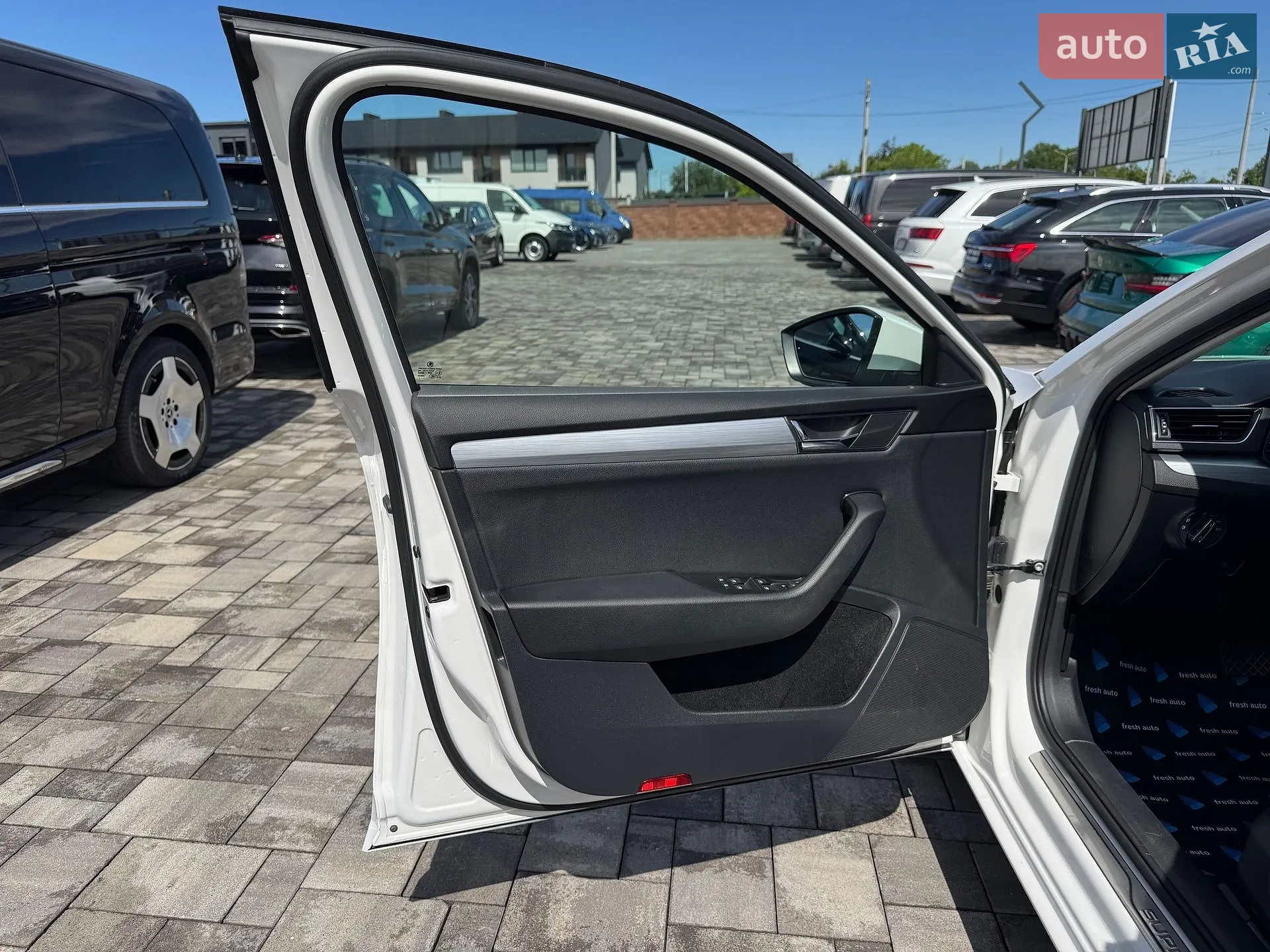 2021 Skoda Superb - мініатюра 13