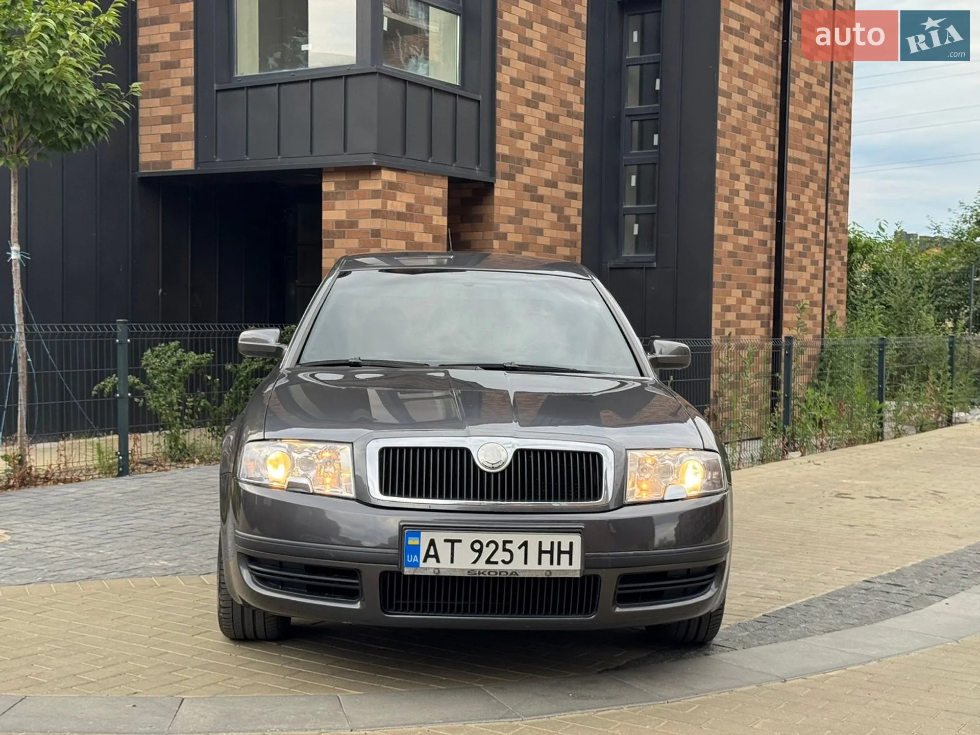 Skoda Superb 2005 VIN TMBCL63U149069397 фото оголошення 2 з 36