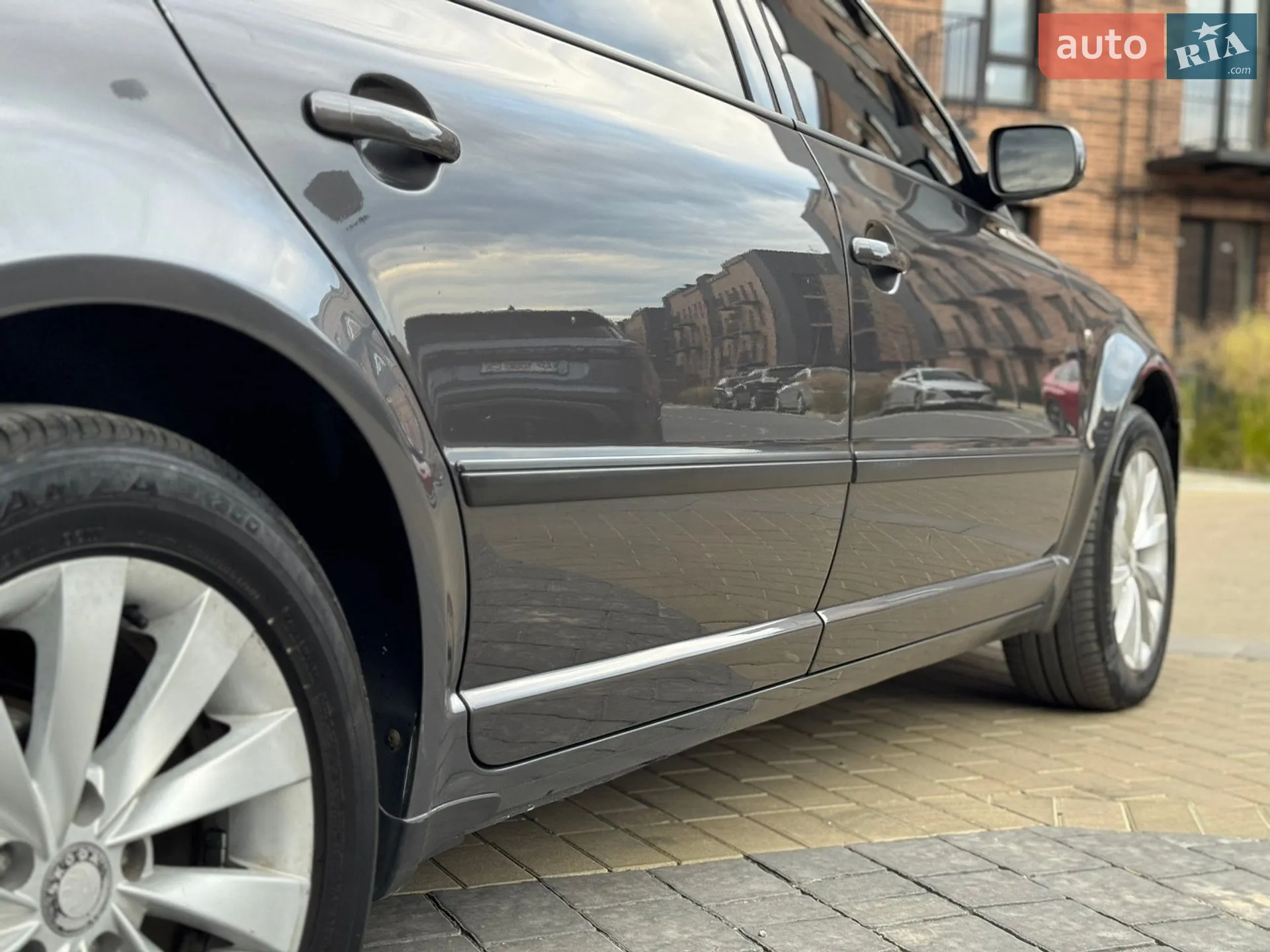 Skoda Superb 2005 VIN TMBCL63U149069397 фото оголошення 12 з 36