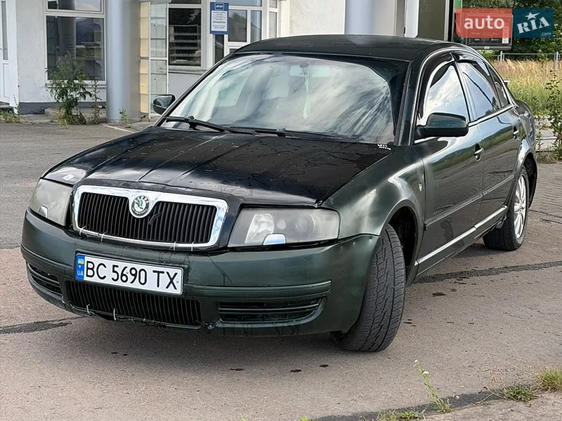 Skoda Superb 2002