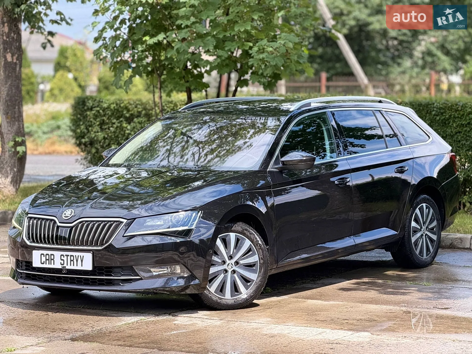 2019 Skoda Superb - мініатюра 10