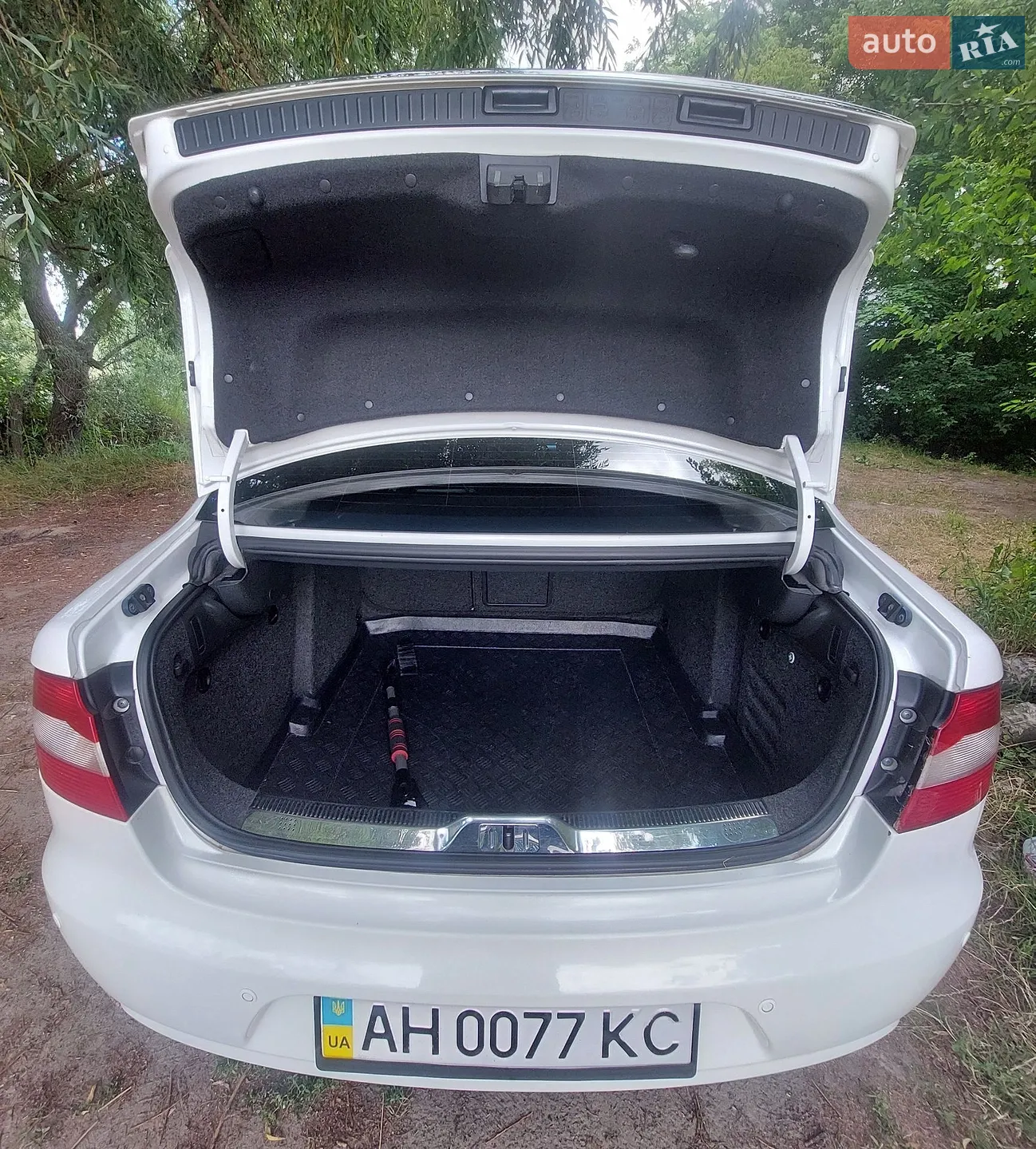 2012 Skoda Superb - мініатюра 13