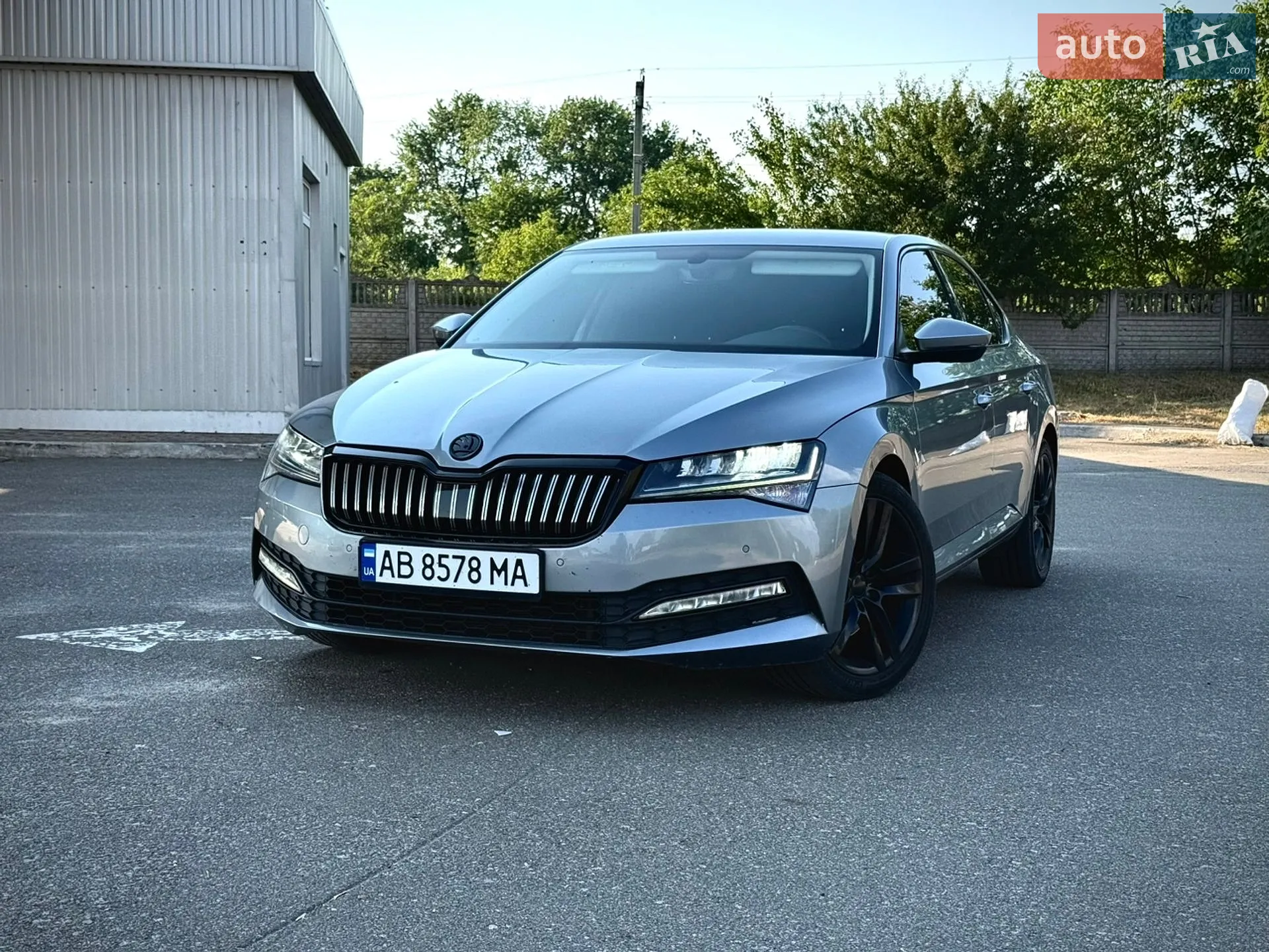 2019 Skoda Superb - мініатюра 2