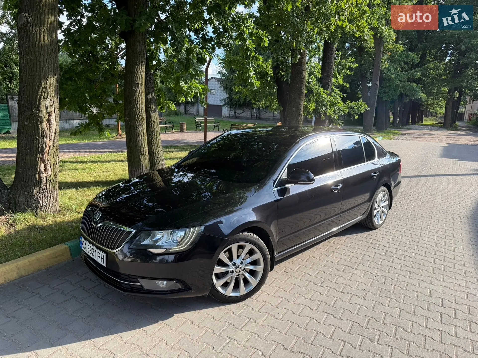 2013 Skoda Superb - фото 1