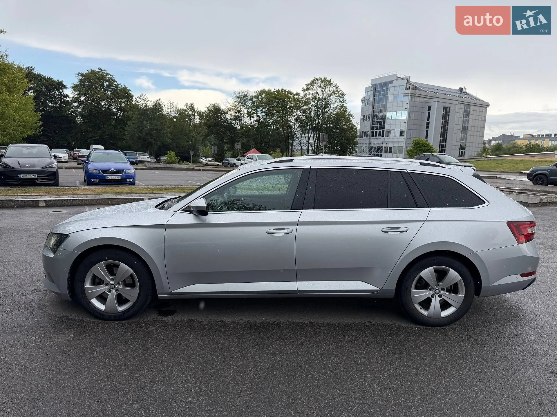 2018 Skoda Superb - мініатюра 3
