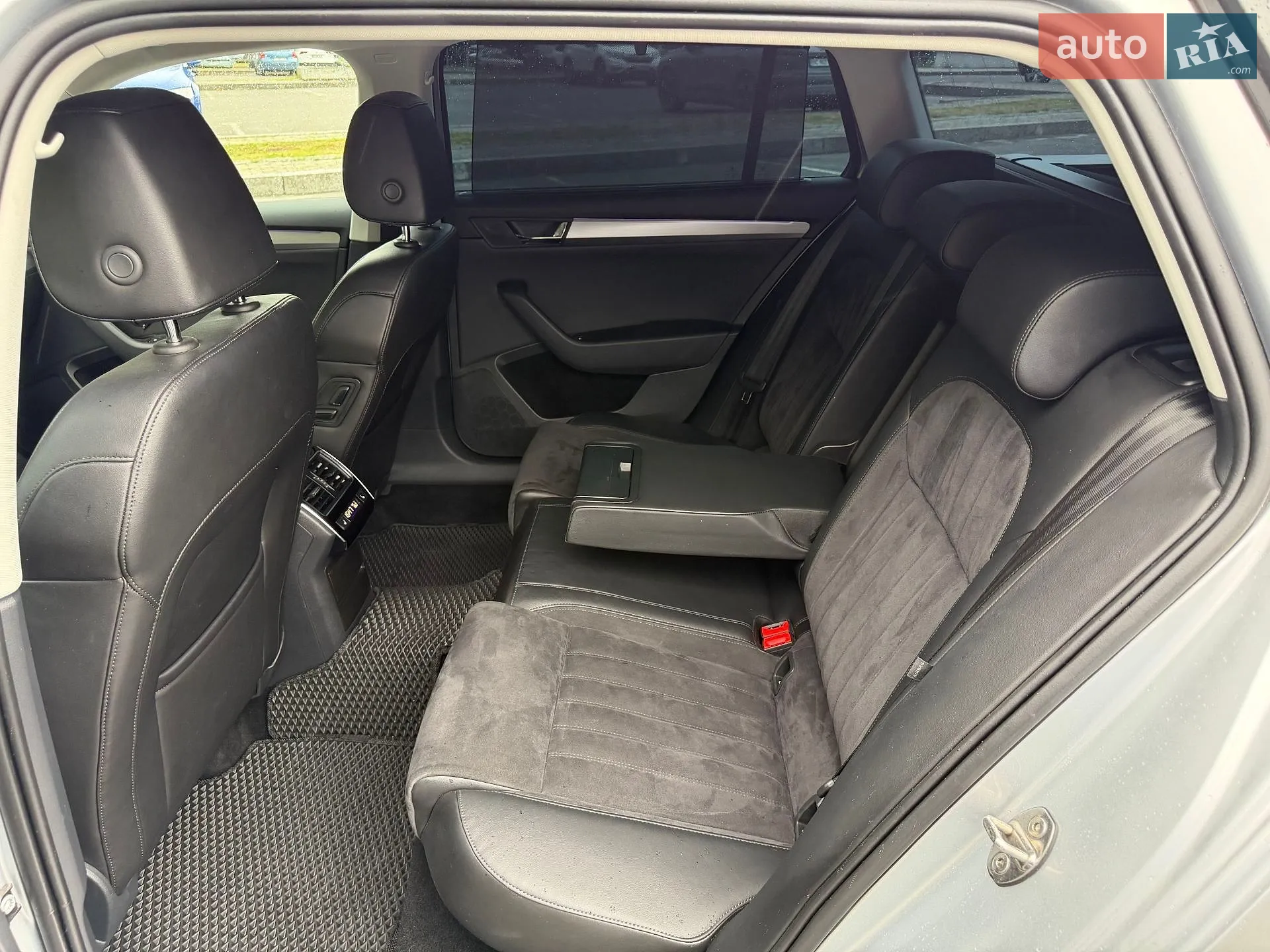 2018 Skoda Superb - мініатюра 38