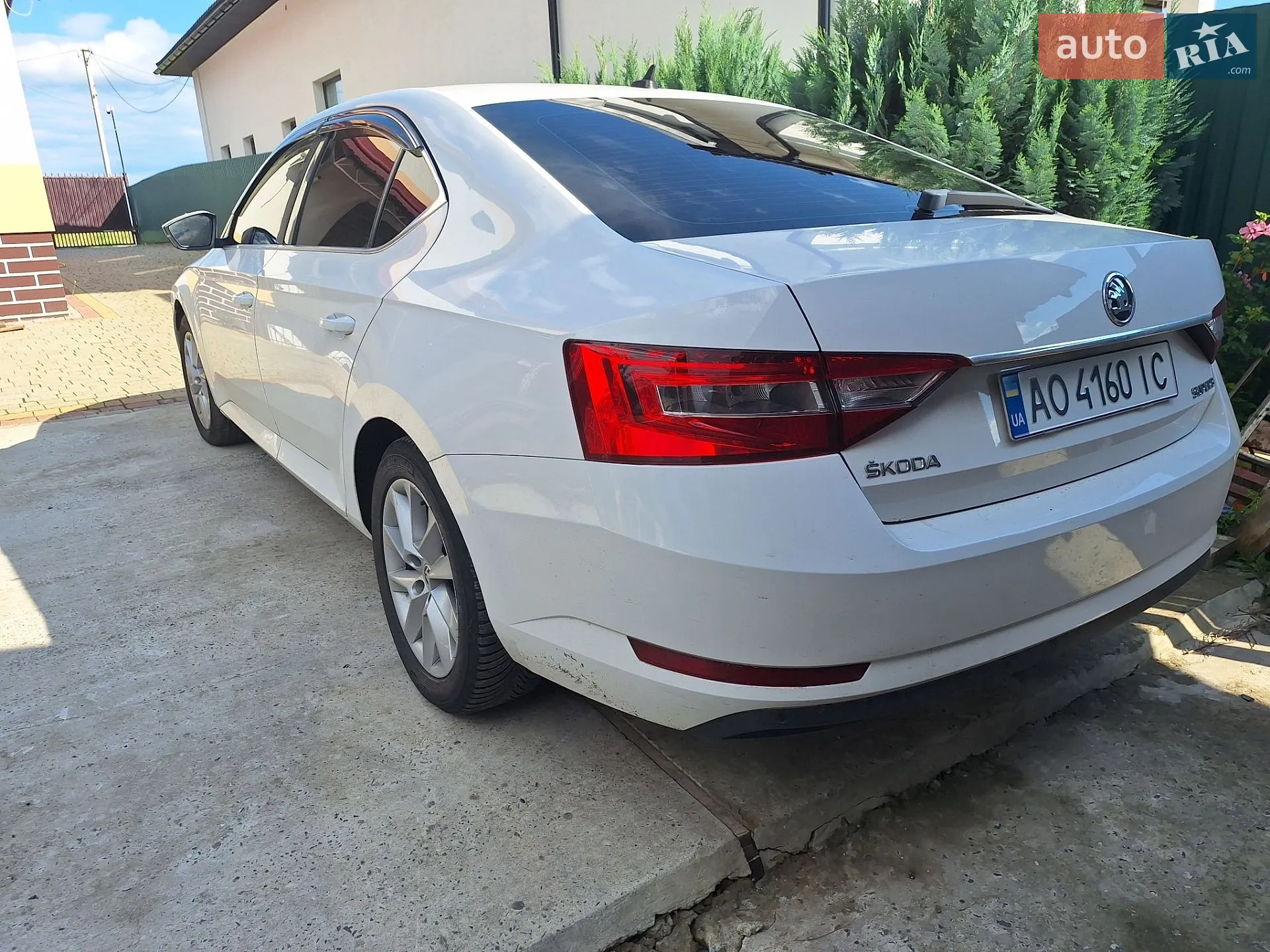2016 Skoda Superb - мініатюра 11