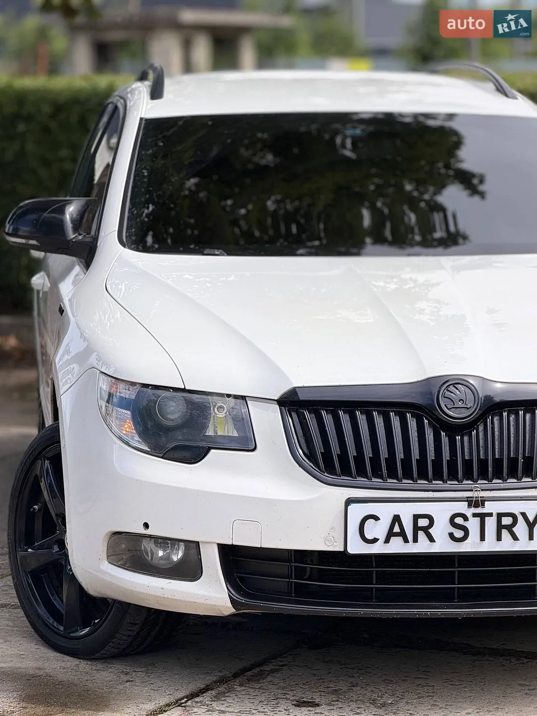 2011 Skoda Superb - мініатюра 10