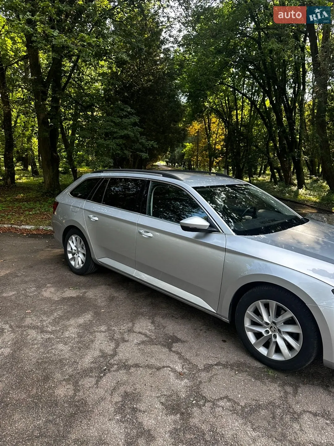 2019 Skoda Superb - мініатюра 4
