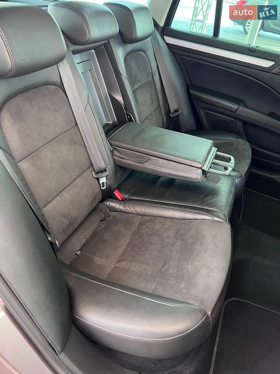 2011 Skoda Superb - мініатюра 32