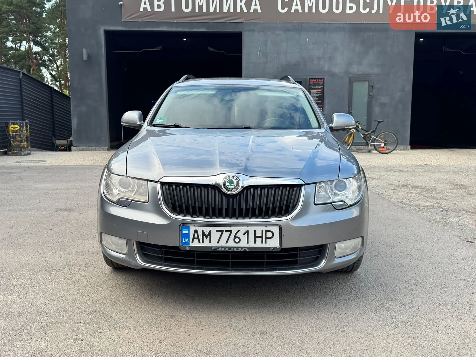 2011 Skoda Superb - мініатюра 2