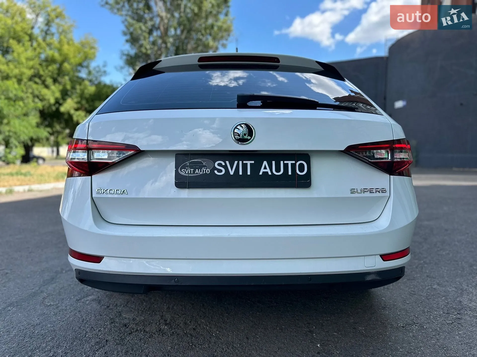 2016 Skoda Superb - мініатюра 11