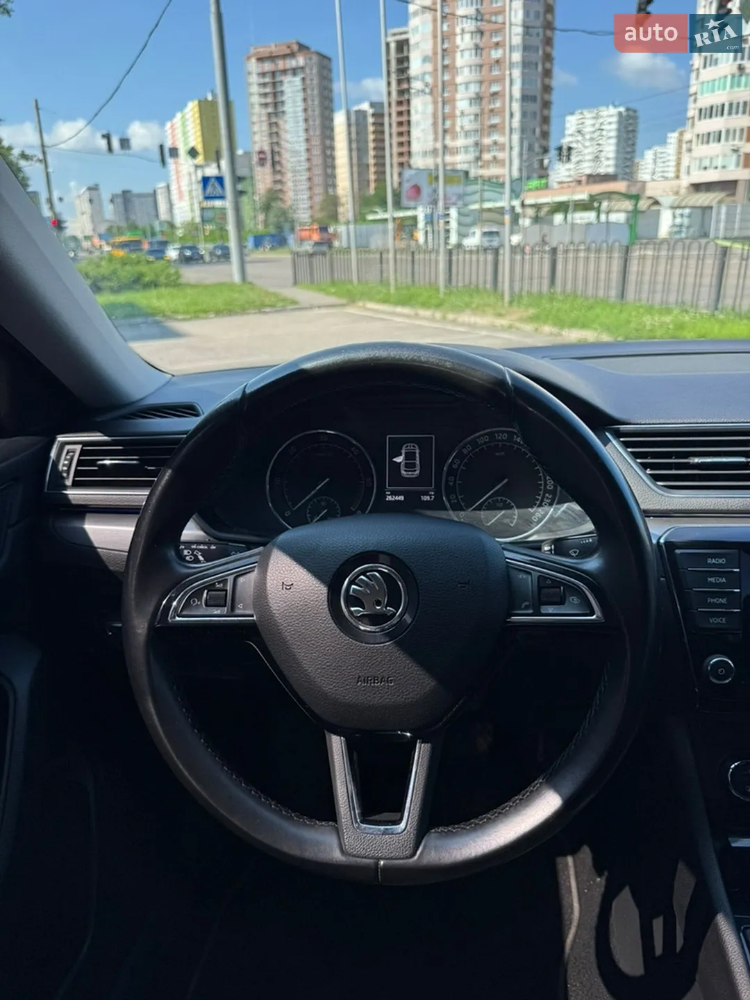 2016 Skoda Superb - мініатюра 10