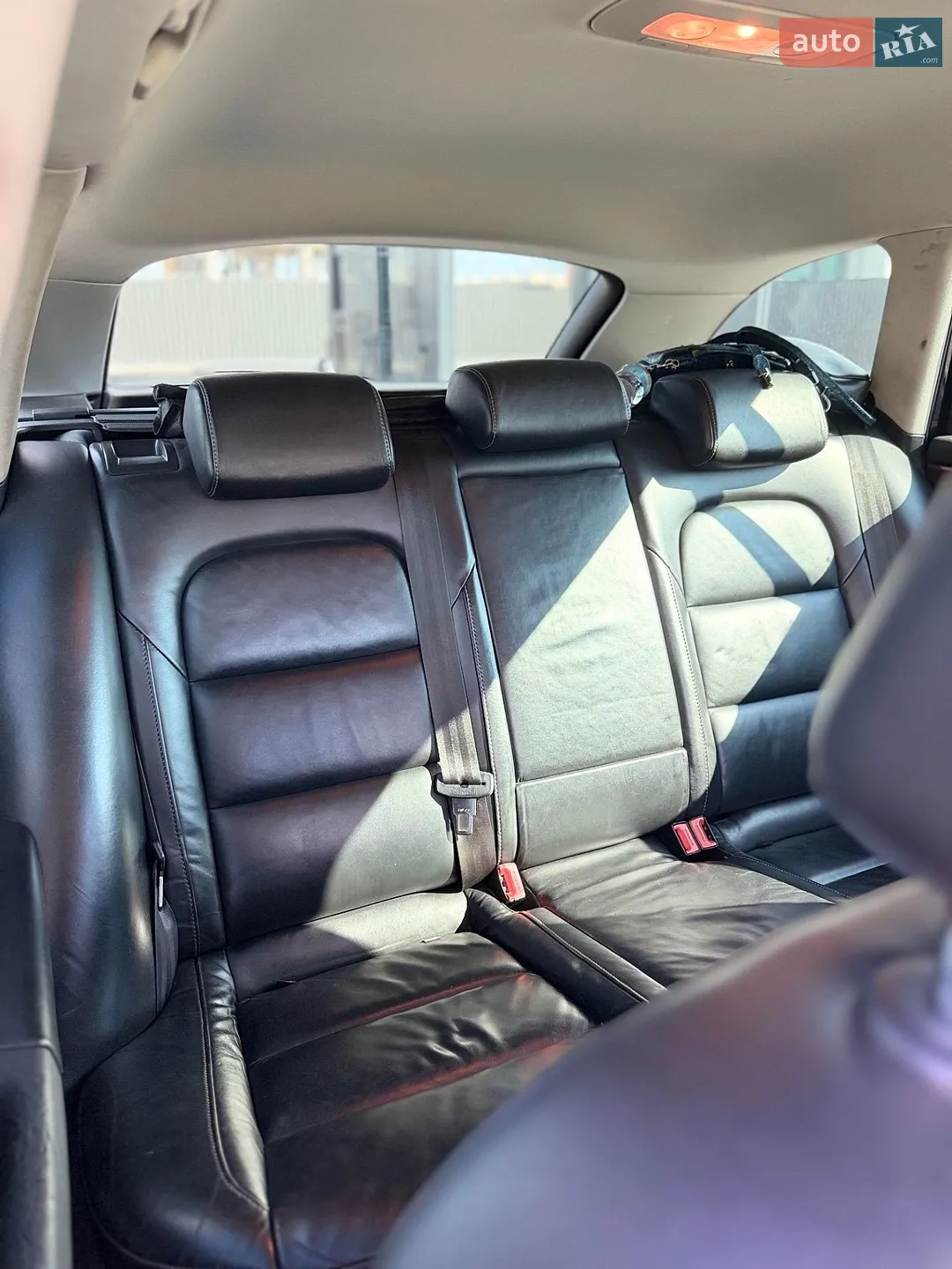 2010 Skoda Superb - мініатюра 10