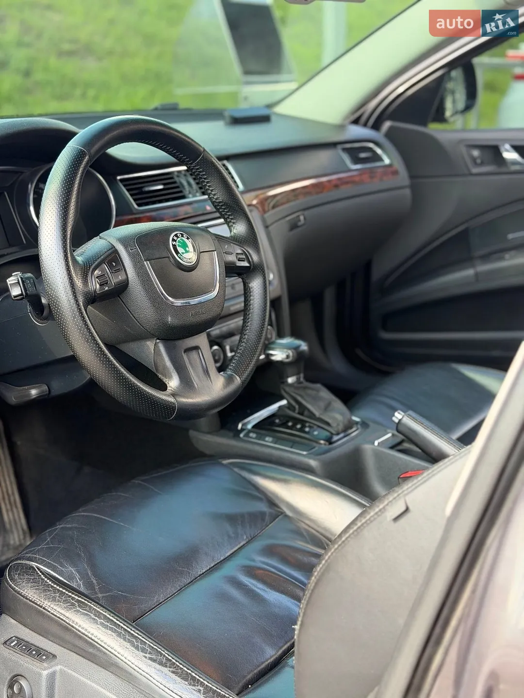2010 Skoda Superb - мініатюра 9