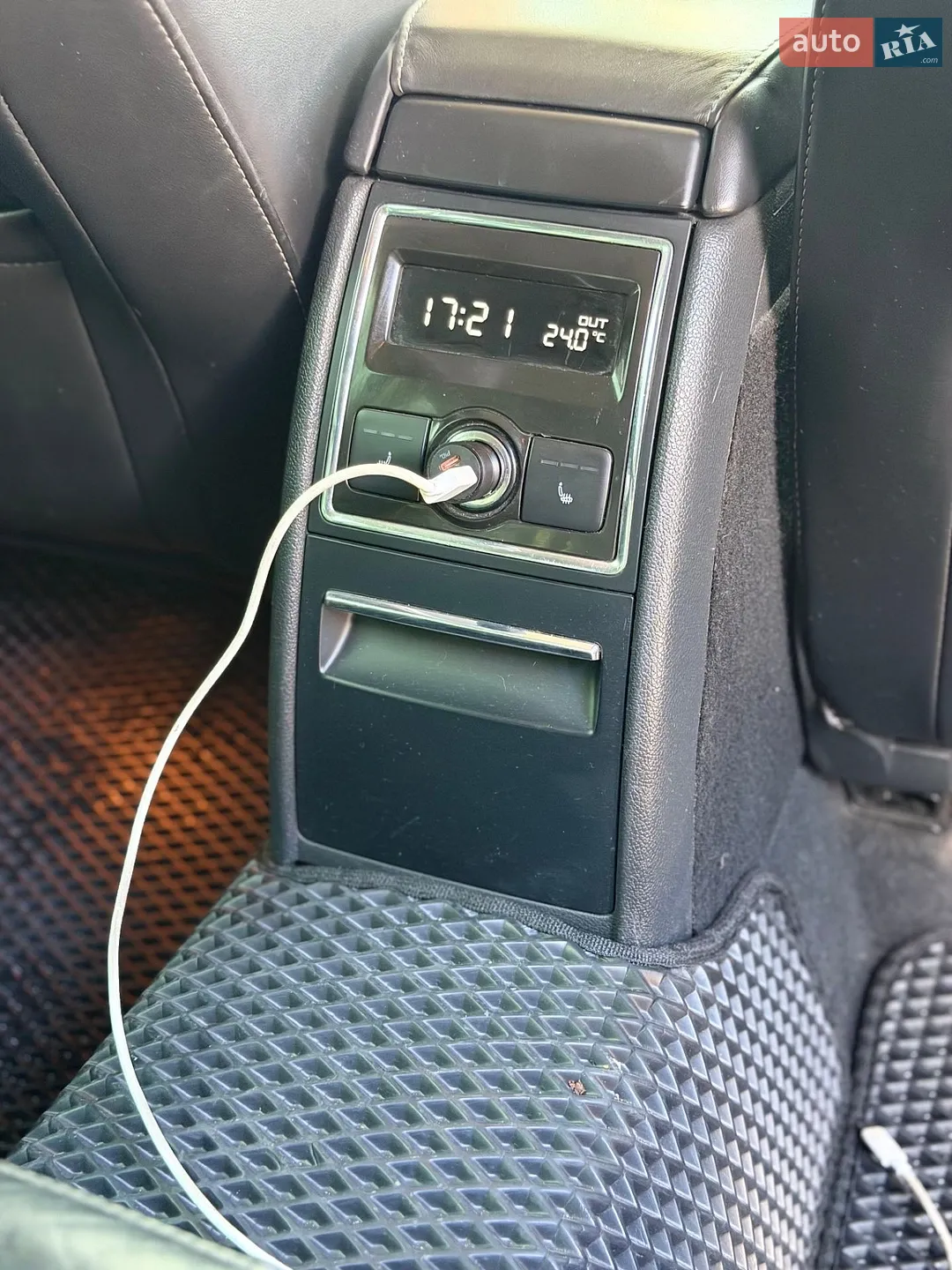 2010 Skoda Superb - мініатюра 14