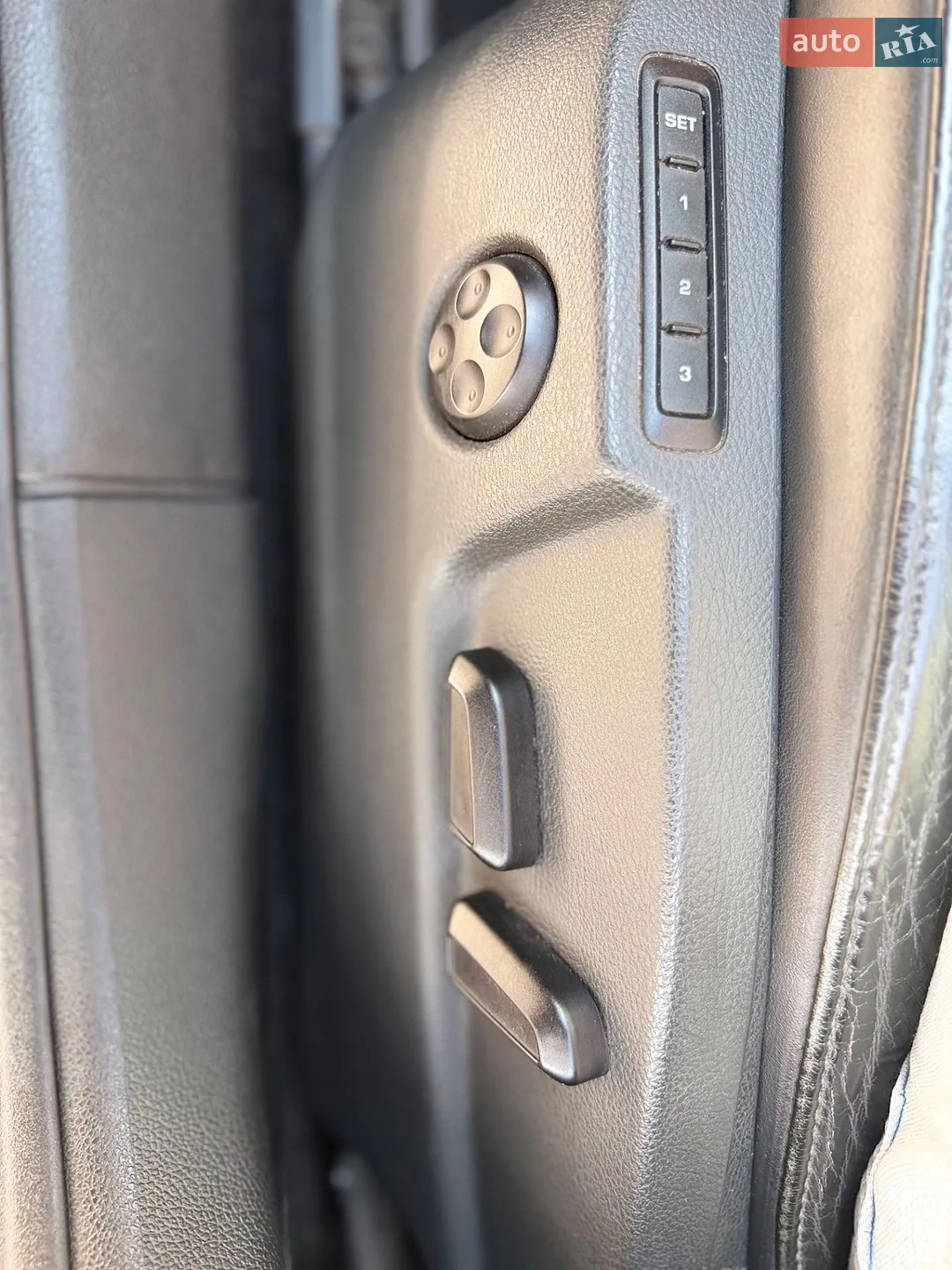 2010 Skoda Superb - мініатюра 13