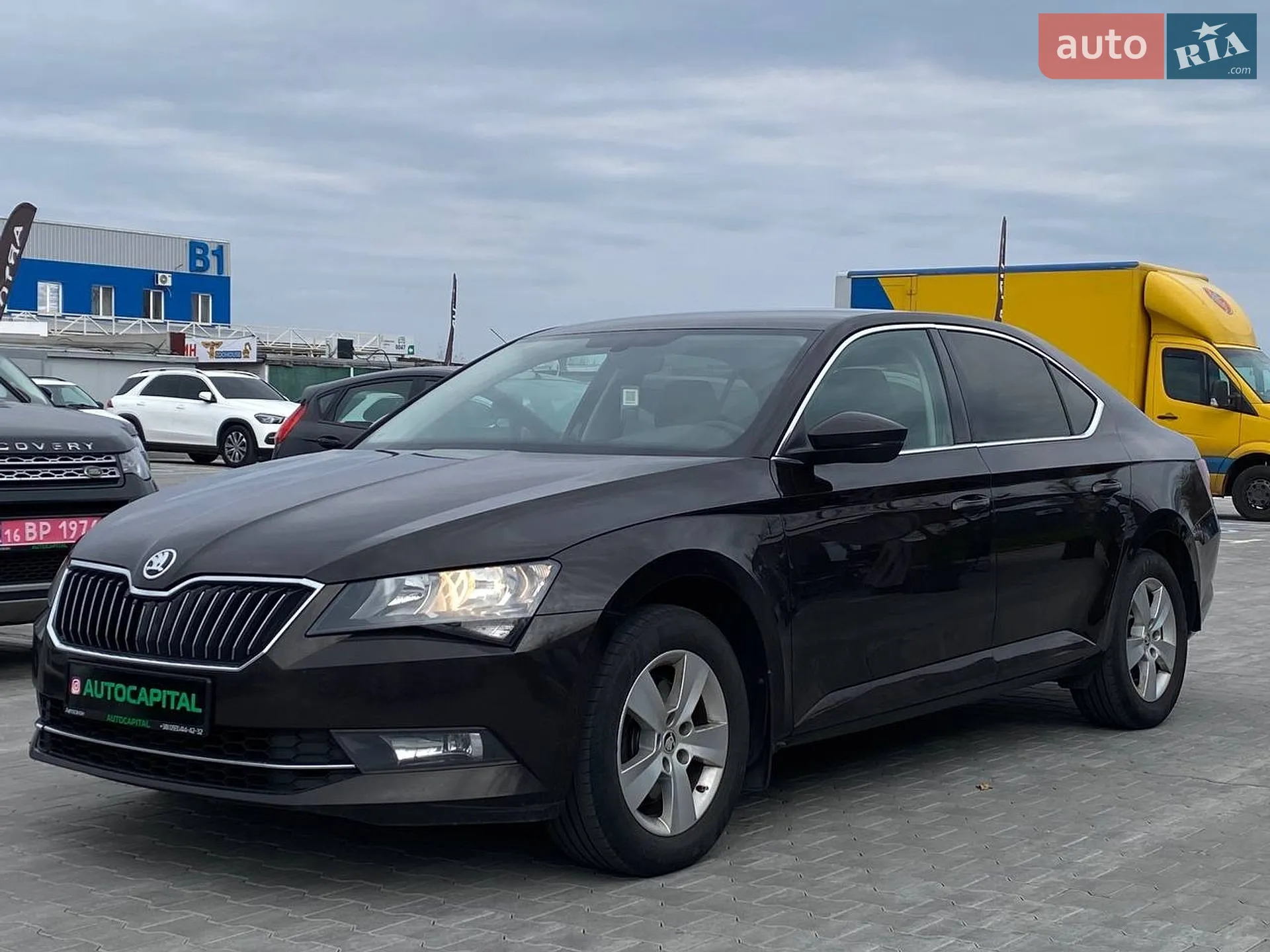 2019 Skoda Superb - мініатюра 9