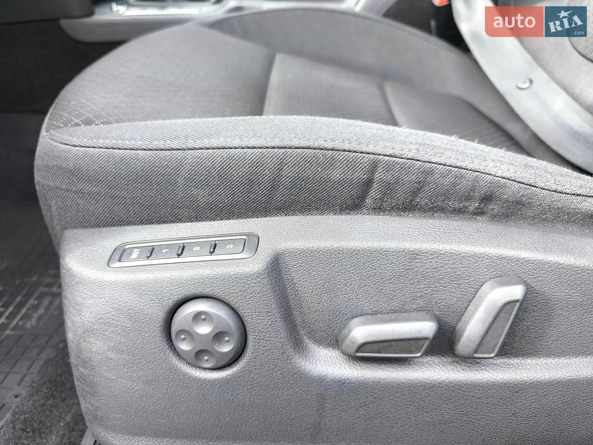 2015 Skoda Superb - мініатюра 23