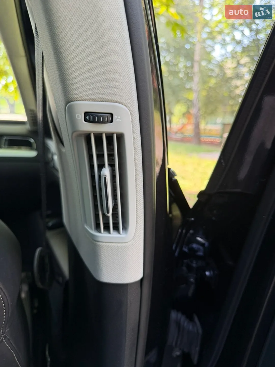 2011 Skoda Superb - мініатюра 71