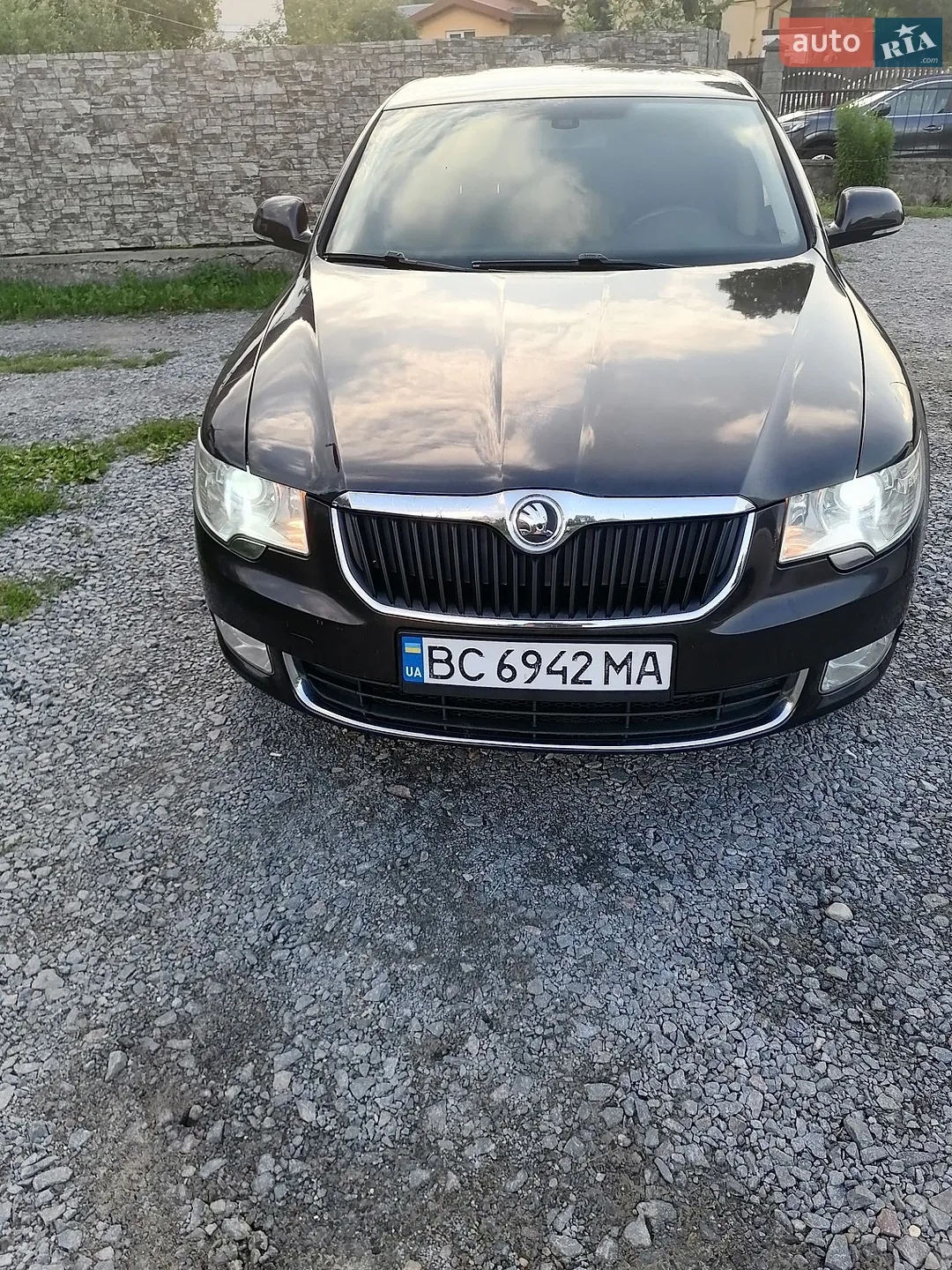 2011 Skoda Superb - мініатюра 2