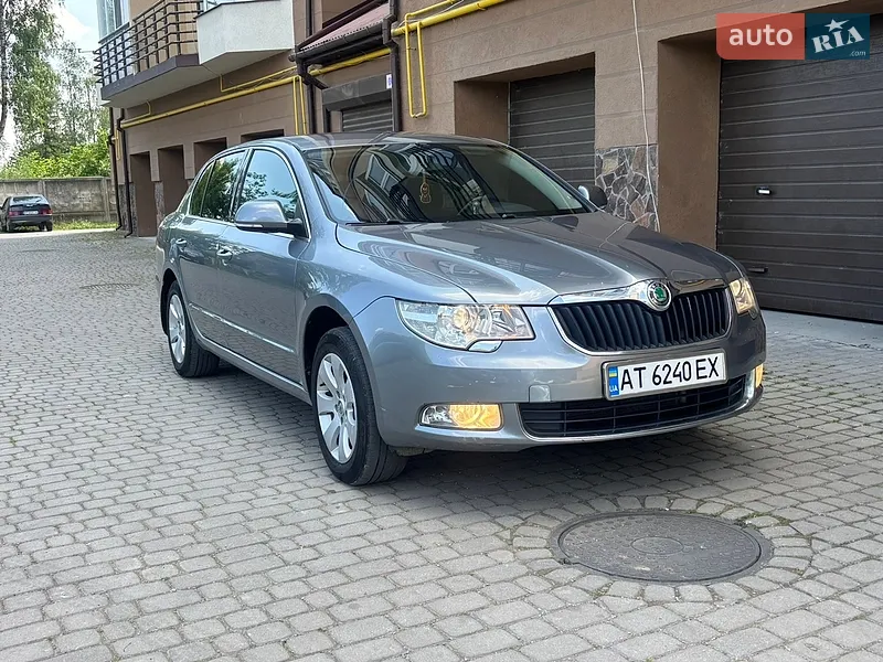 Skoda Superb 2012