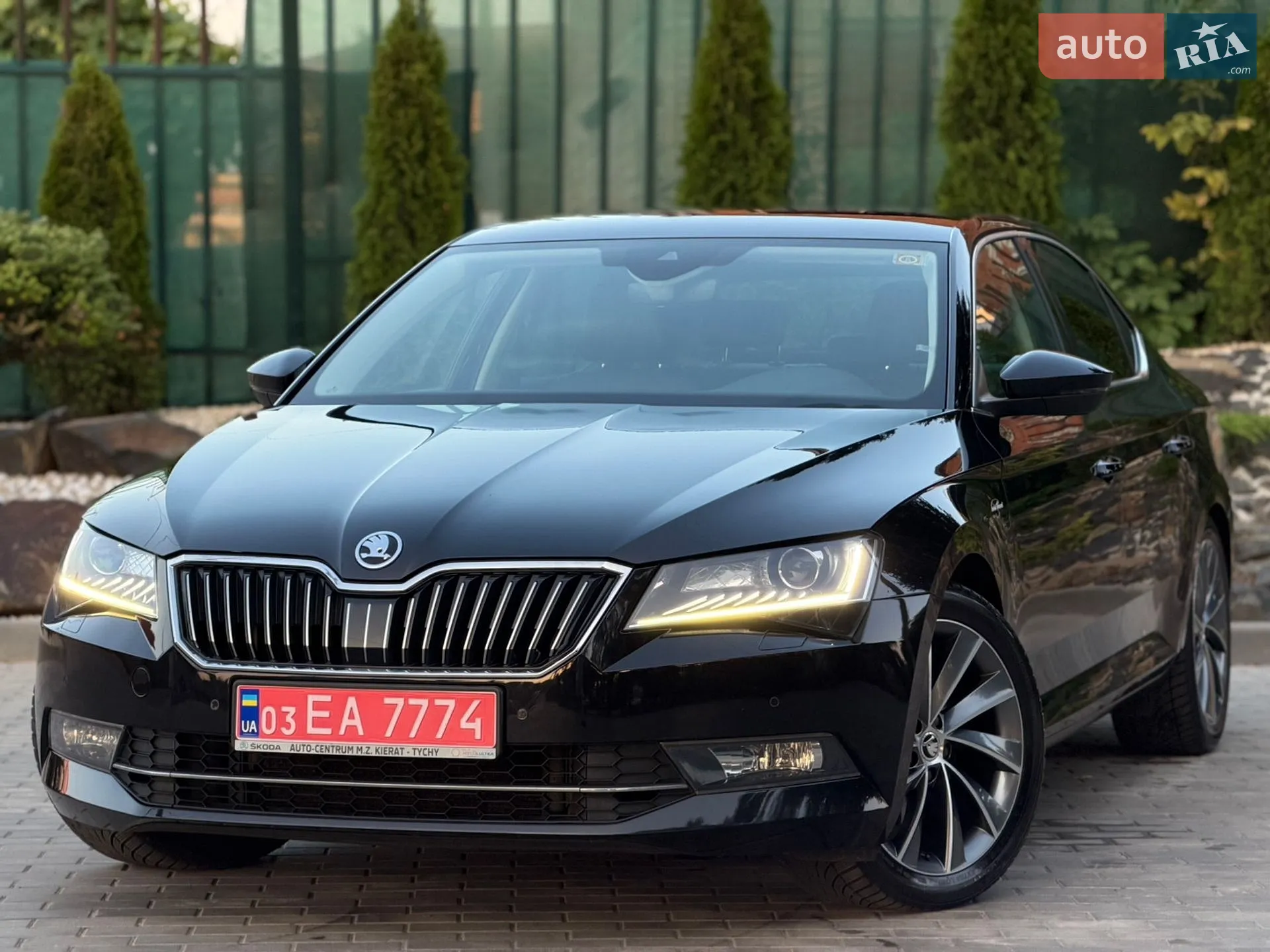 2017 Skoda Superb - мініатюра 8
