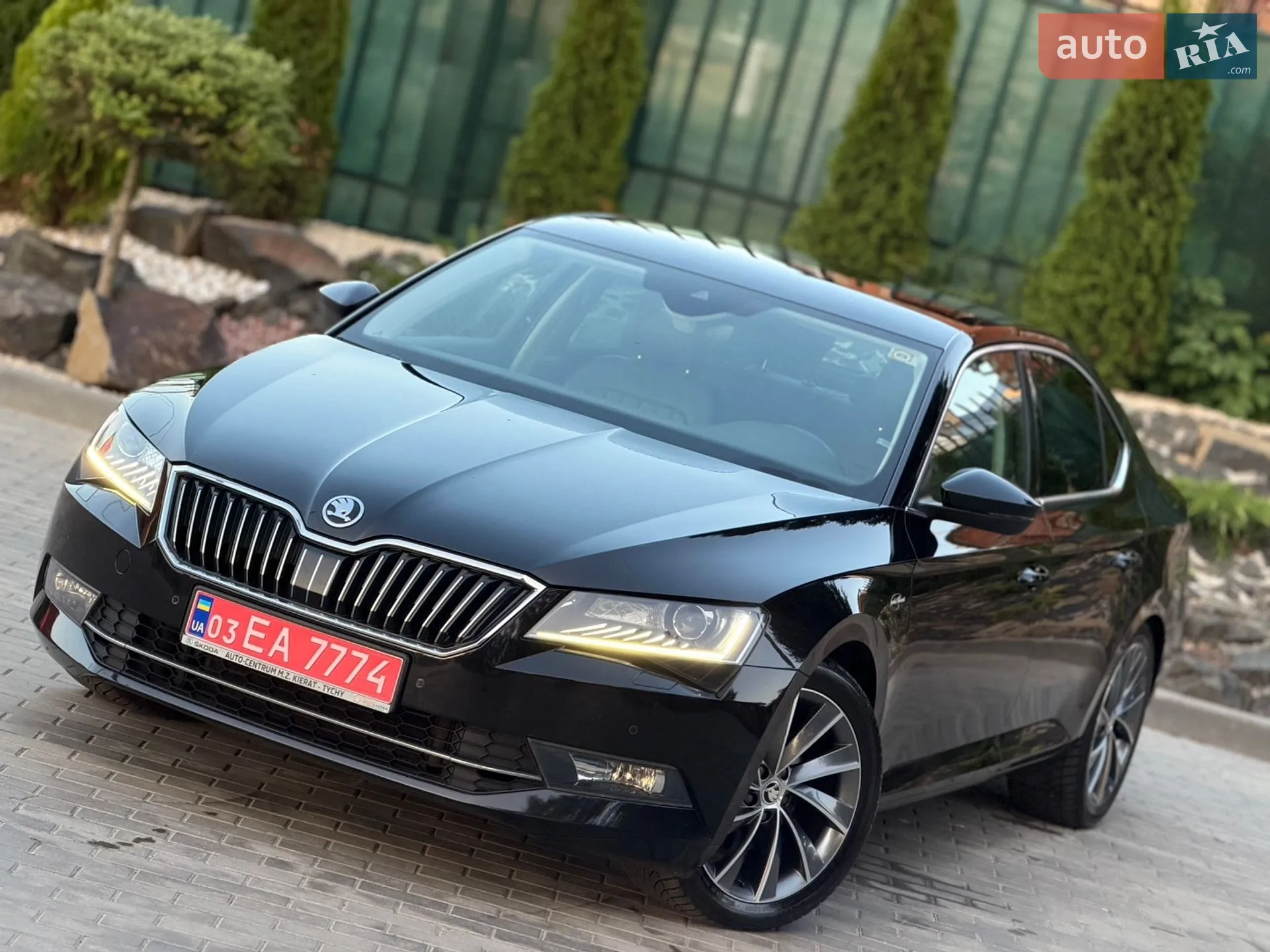 2017 Skoda Superb - мініатюра 11