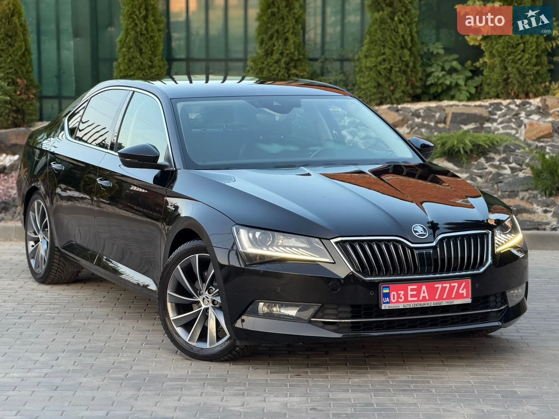 2017 Skoda Superb - мініатюра 15