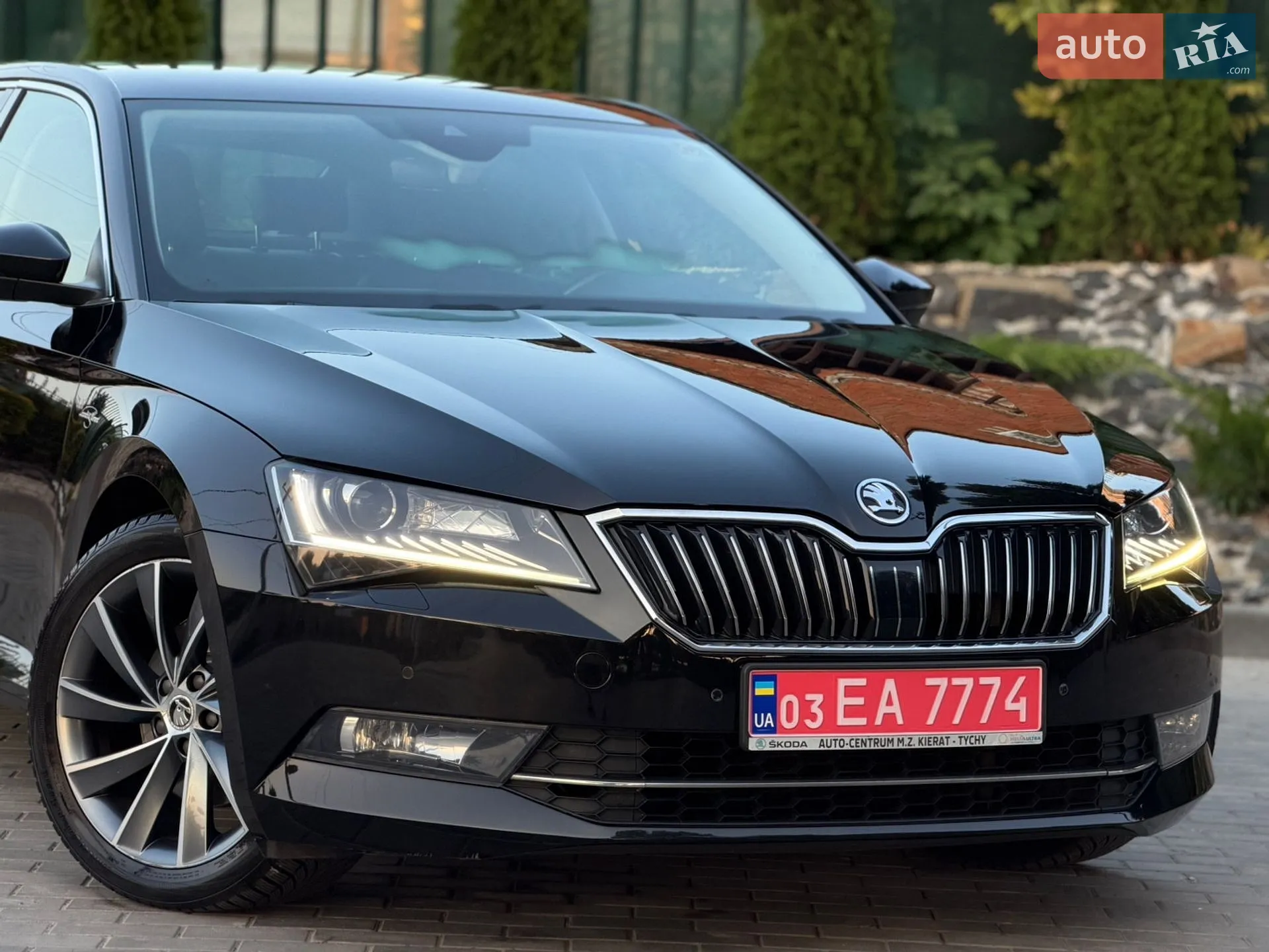 2017 Skoda Superb - мініатюра 19