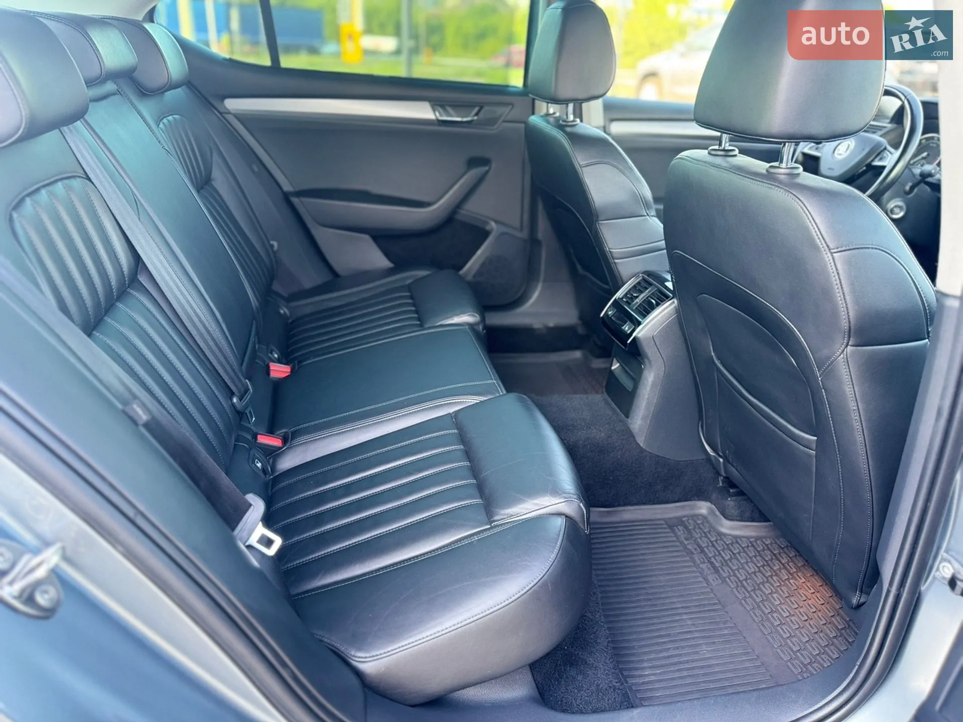 2016 Skoda Superb - мініатюра 27