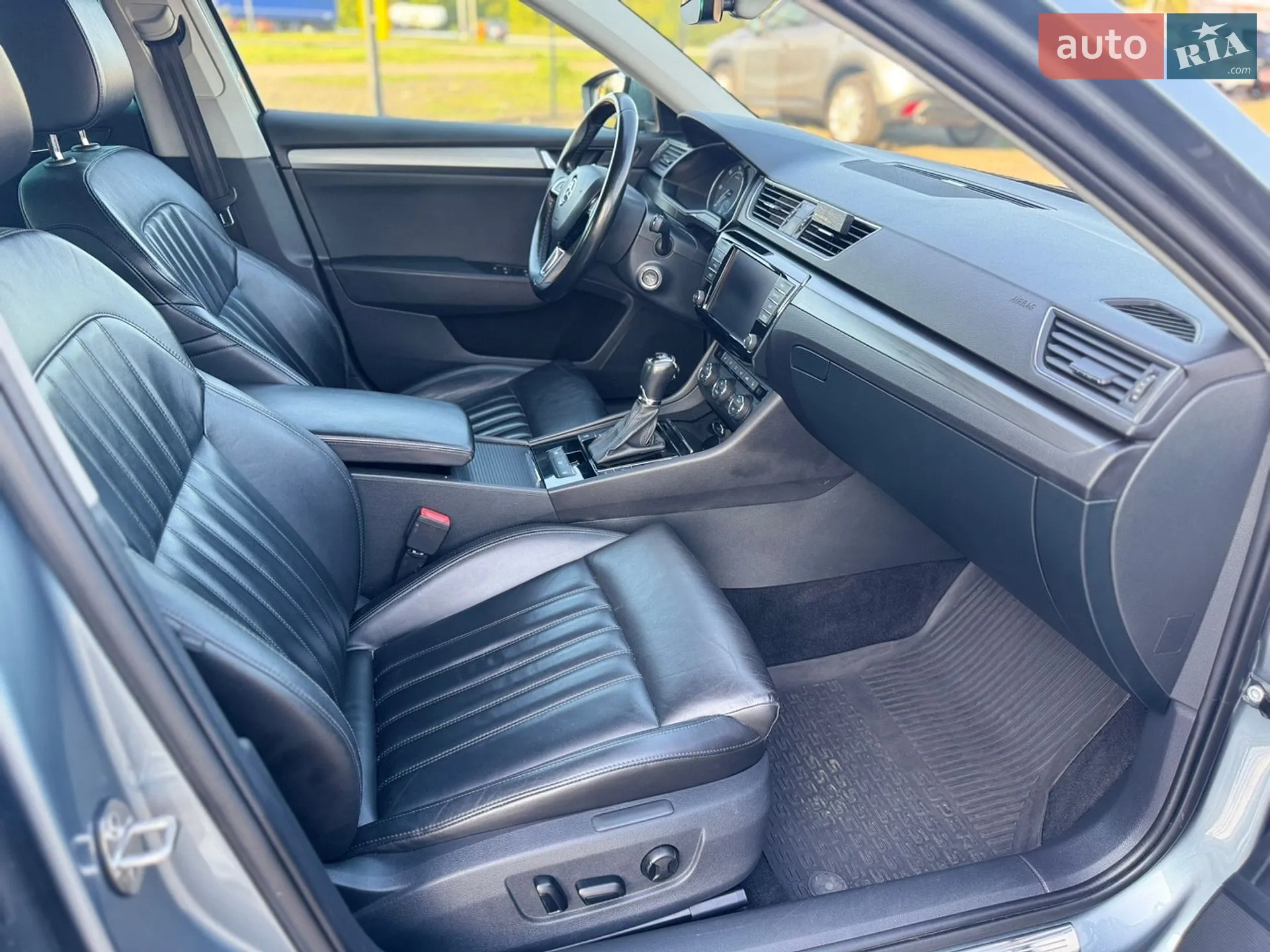 2016 Skoda Superb - мініатюра 32