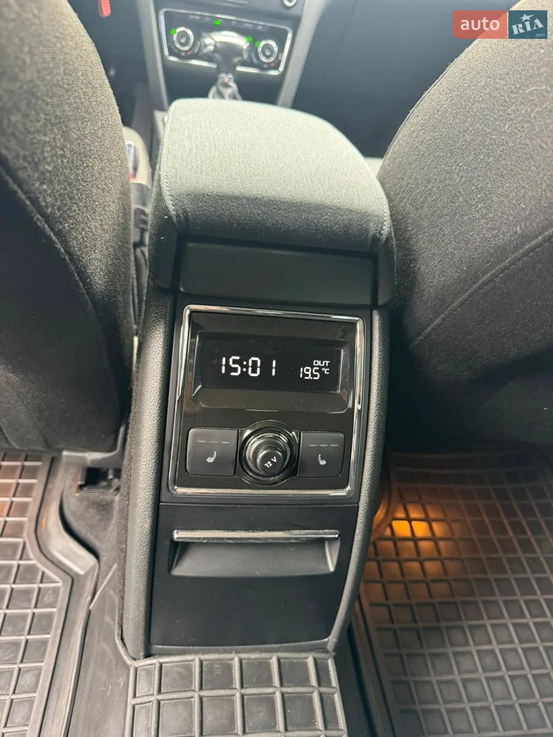 2011 Skoda Superb - мініатюра 20